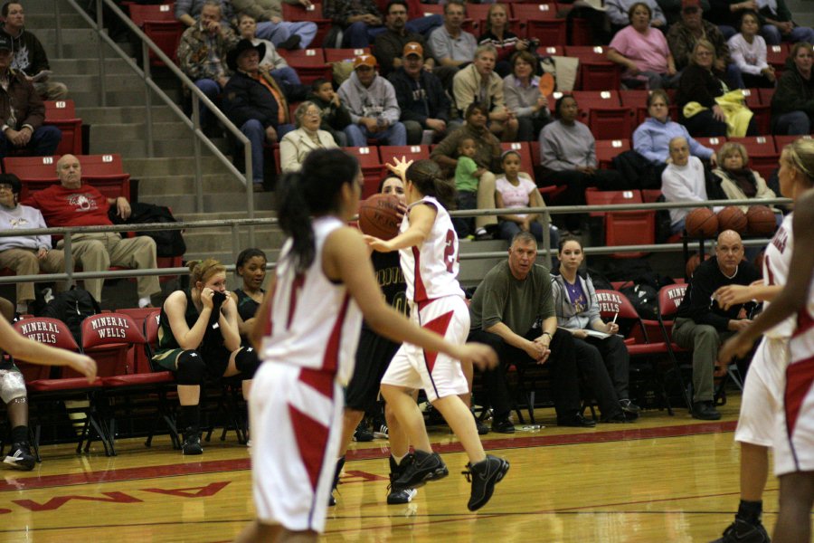 BHS BB vs Mineral Wells  13 Jan 08 052