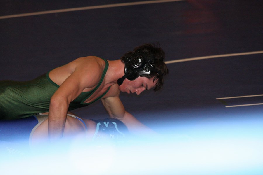 BHS Wrestling vs D Bell 13 Nov 08  014
