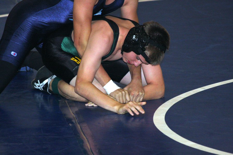 BHS Wrestling vs D Bell 13 Nov 08  020