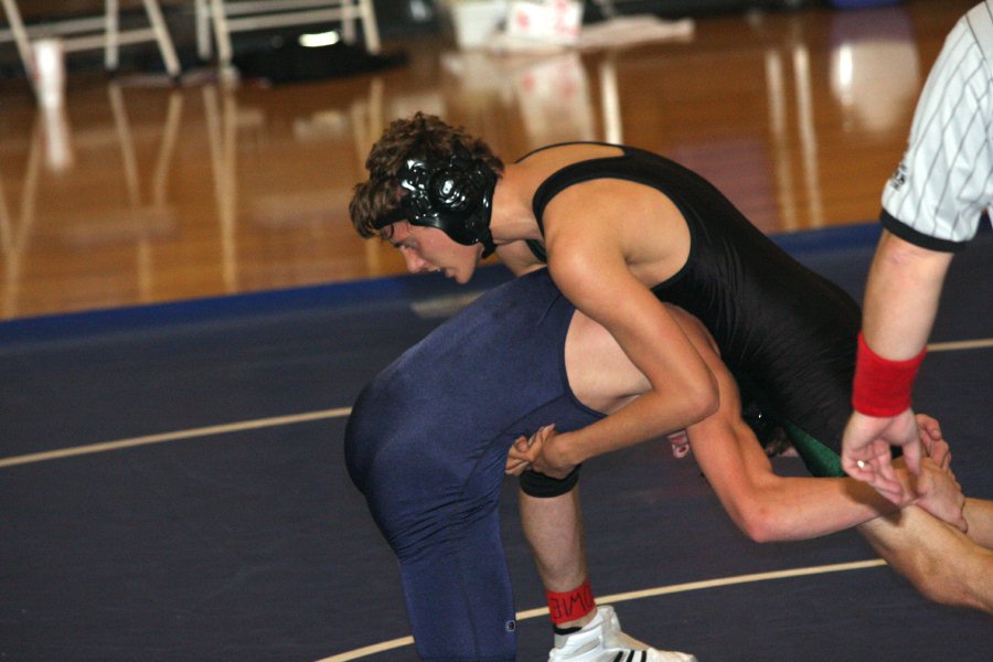 BHS Wrestling vs D Bell 13 Nov 08  036