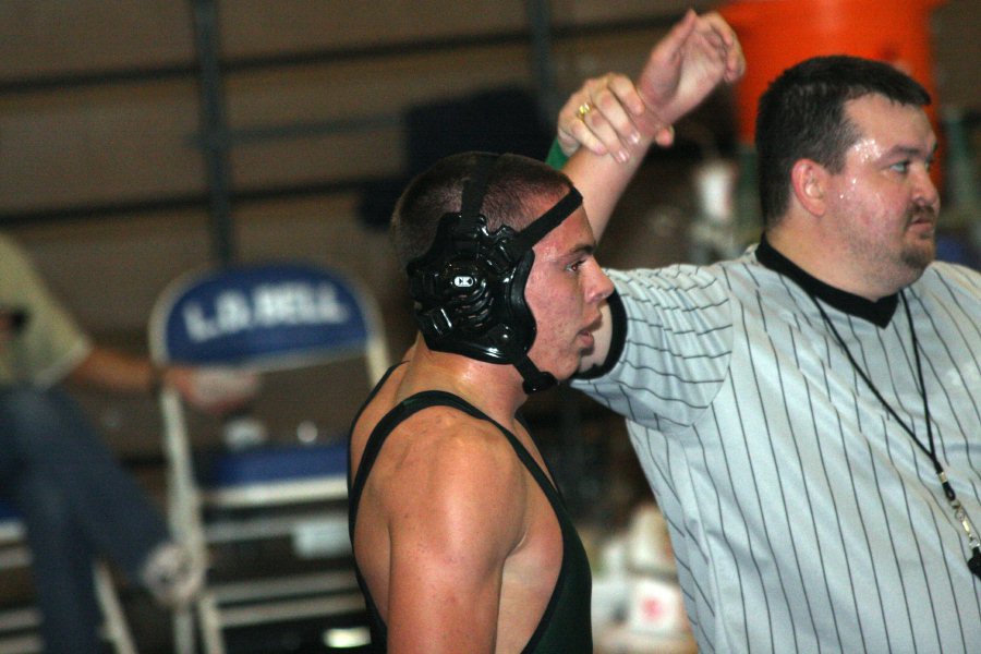 BHS Wrestling vs D Bell 13 Nov 08  047