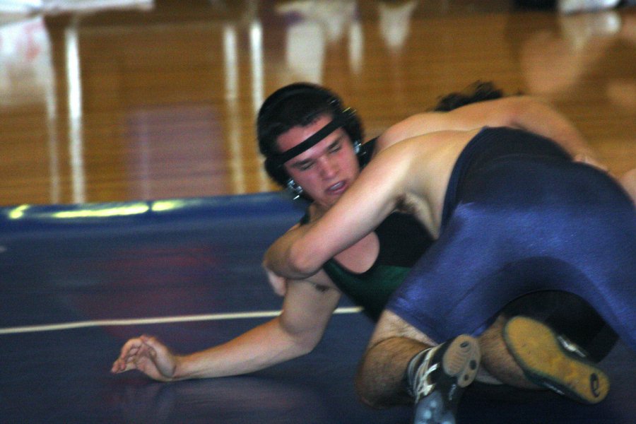 BHS Wrestling vs D Bell 13 Nov 08  058