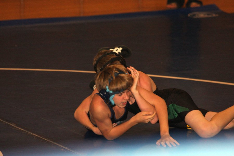 BHS Wrestling vs D Bell 13 Nov 08  062