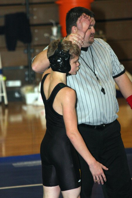 BHS Wrestling vs D Bell 13 Nov 08  064