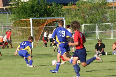 Deluxe vs Revolution - 13 May 06 013