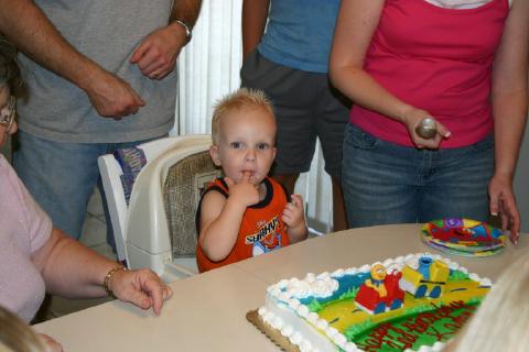 Kaden B'day - 2005  014